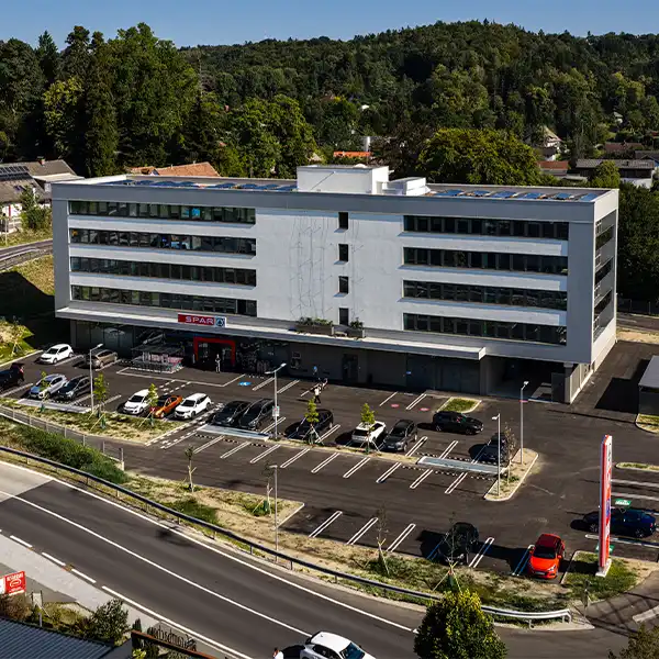 Teslastraße 1-3