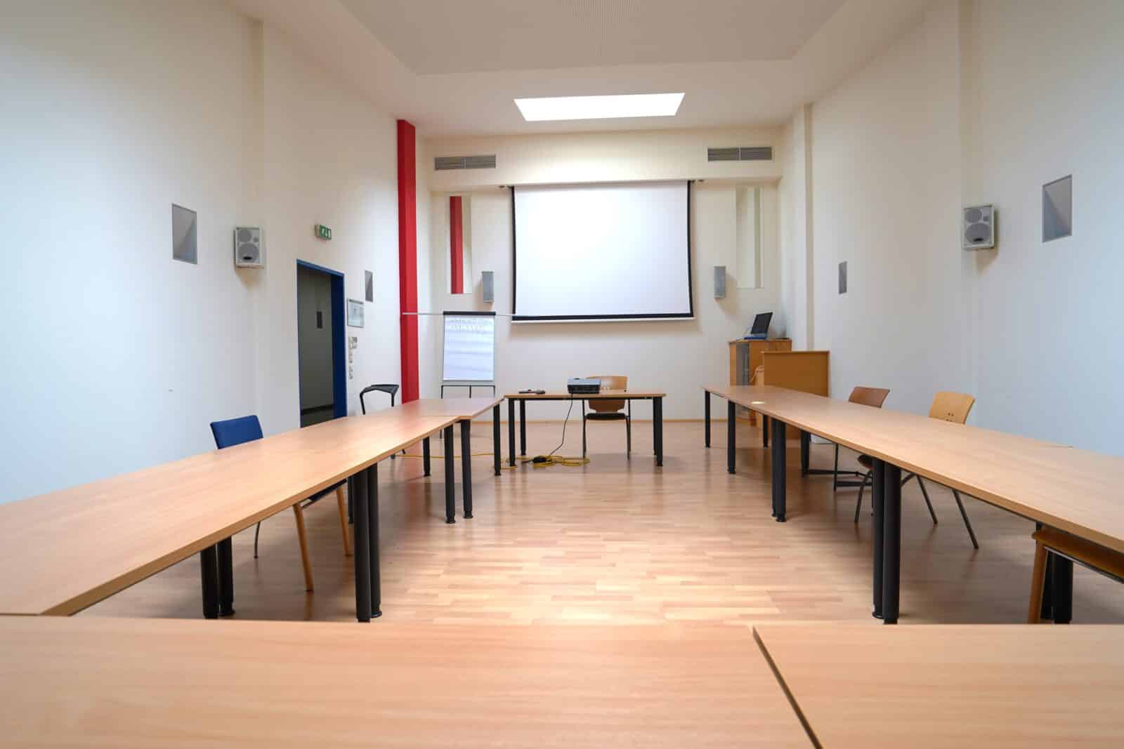 Hallen und Bürokombination – Bild 11
