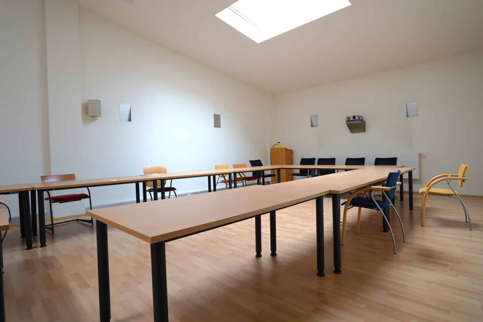 Hallen und Bürokombination – Bild 13