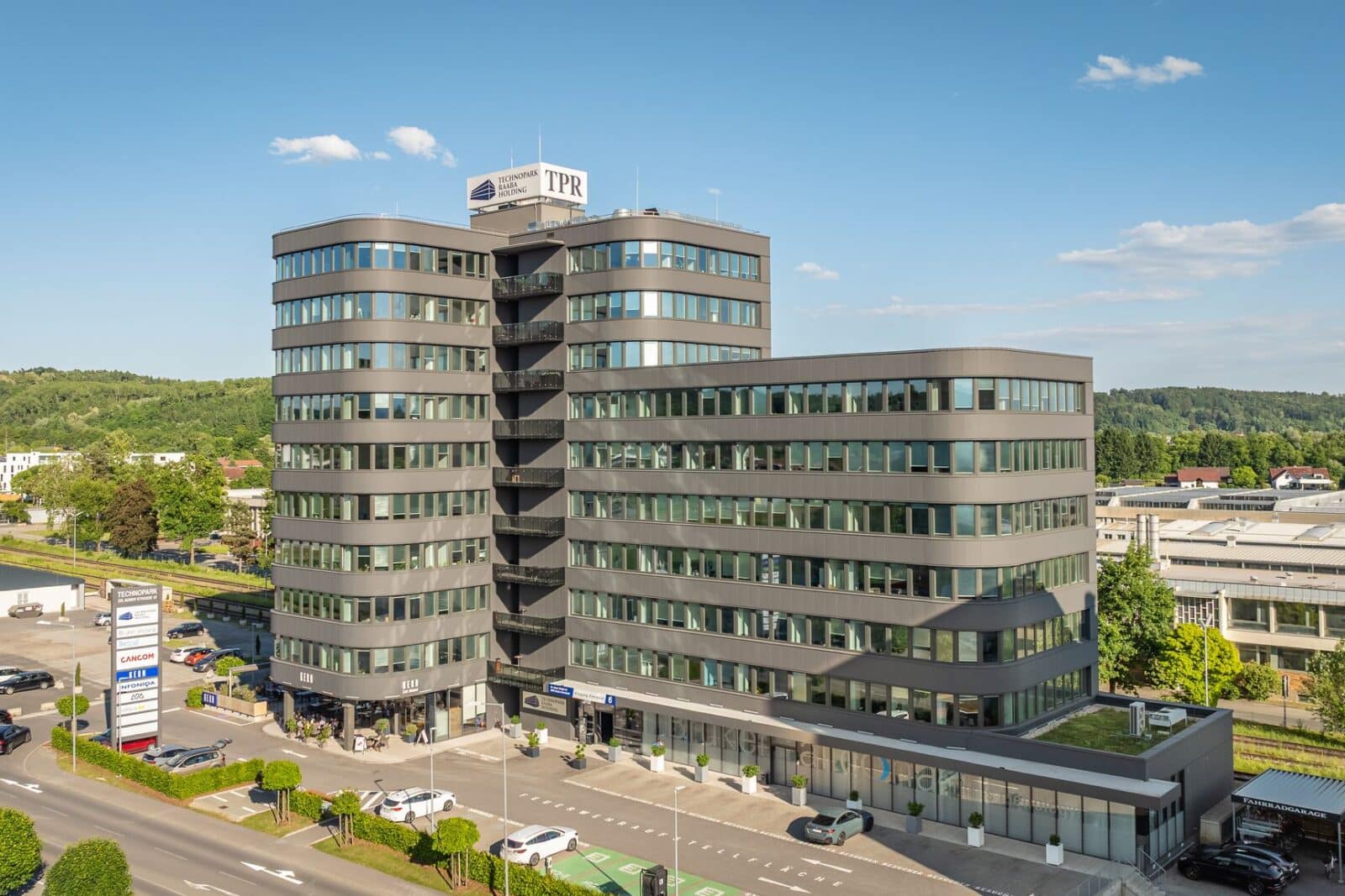 234,33 m² Büroflächen zu vermieten – Bild 1