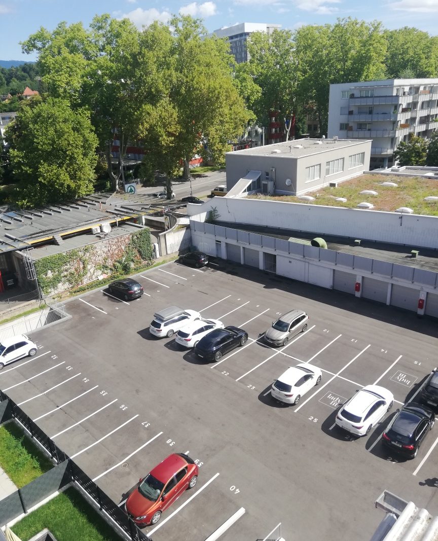 Parkplatz in der Leonhardstraße Nähe LKH – Bild 2
